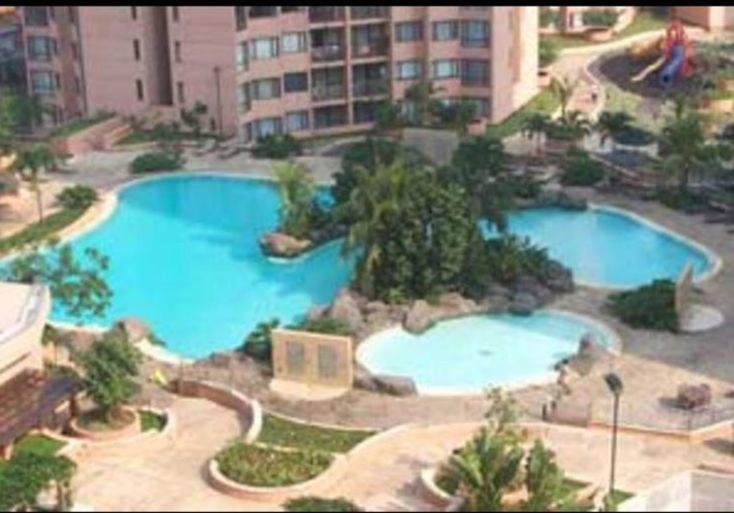 Apartemen Luxury Oasis Staycation In South